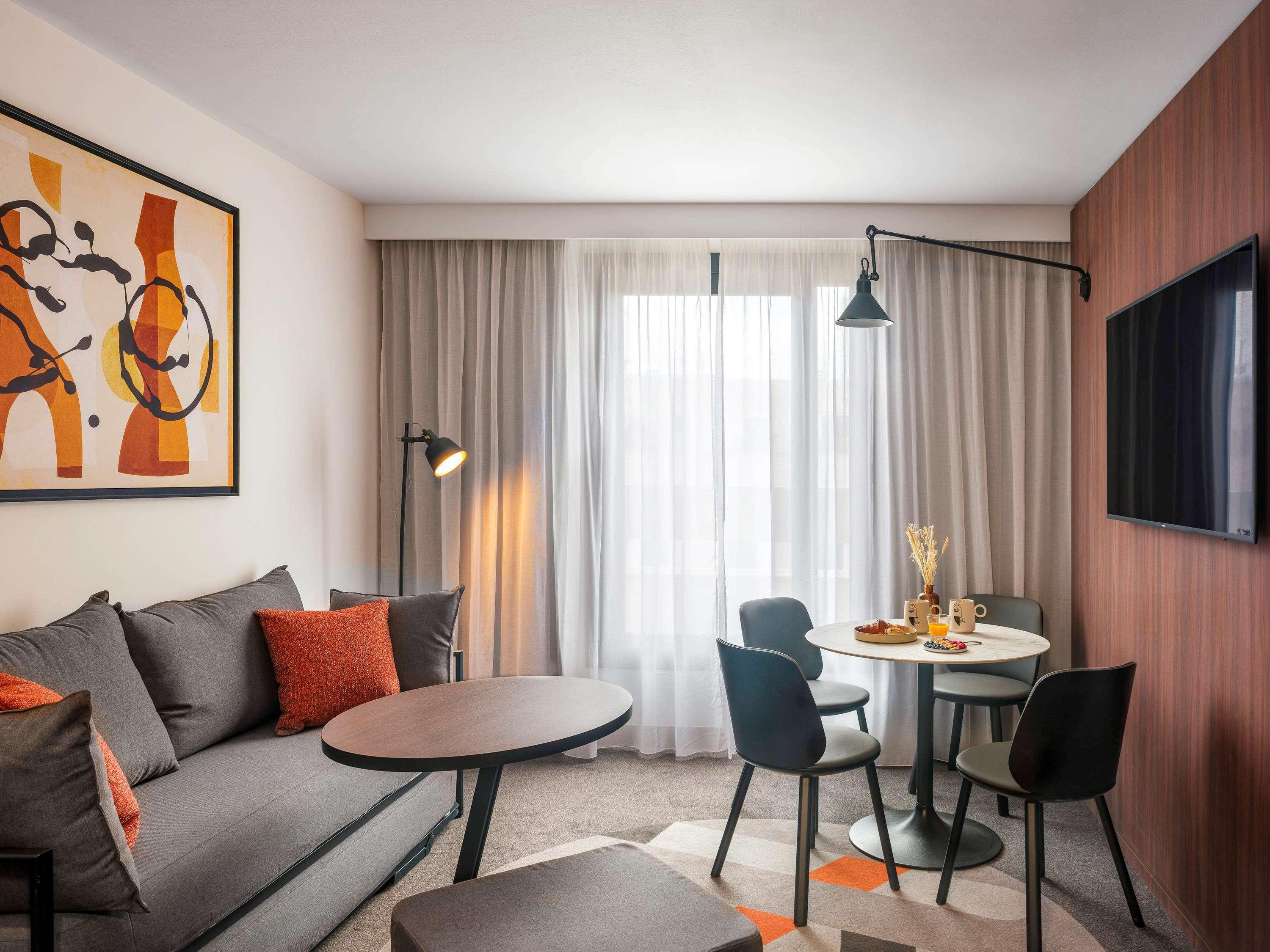Novotel Paris Vaugirard Montparnasse Exterior foto